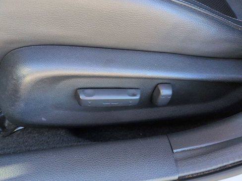 Used 2020 Honda Civic EX-L image 18