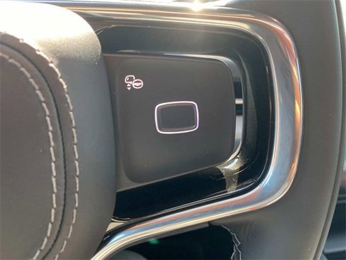 New 2025 Lincoln Navigator L Reserve w/ Jet Appearance Package image 17