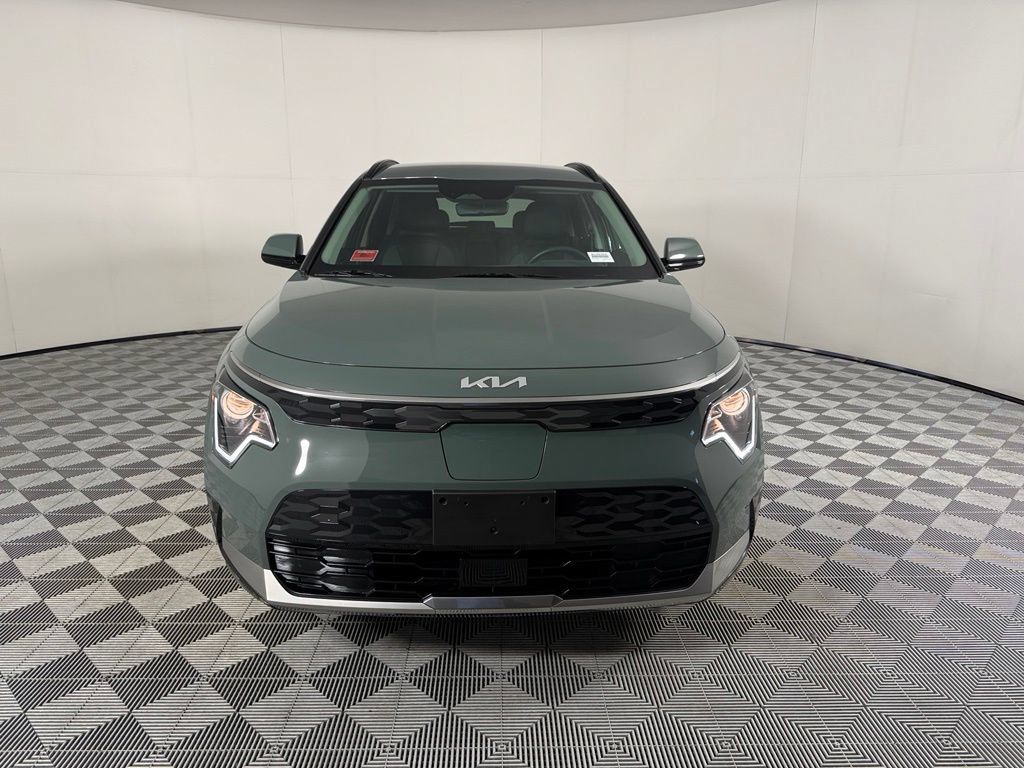 Used 2026 Kia Niro Wind FWD image 2