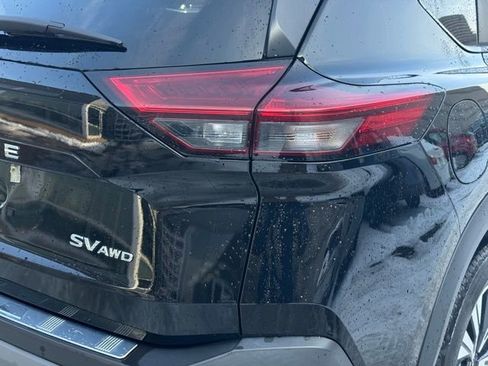 Used 2023 Nissan Rogue SV image 6