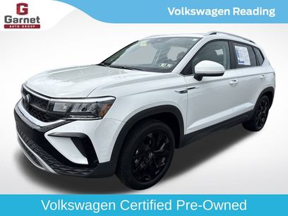 Certified 2023 Volkswagen Taos SE w/ Panoramic Sunroof Package