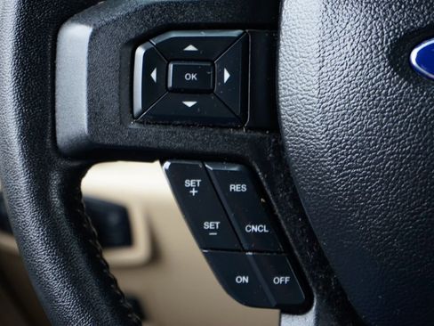 Used 2018 Ford F150 XLT w/ Equipment Group 302A Luxury AWD/4WD image 22