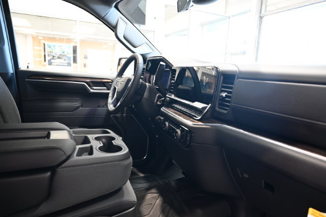 New 2026 Chevrolet Silverado 1500 RST w/ RST Select Package AWD/4WD image 14
