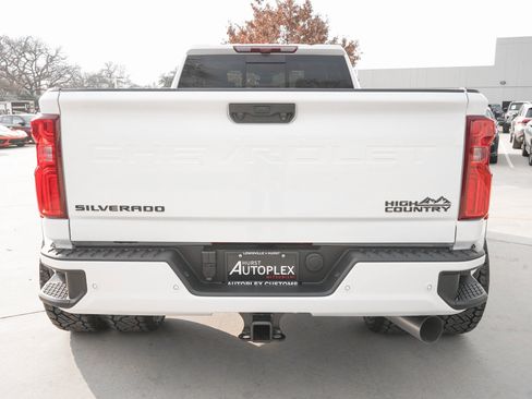 Used 2026 Chevrolet Silverado 3500 High Country w/ High Country Premium Package image 4