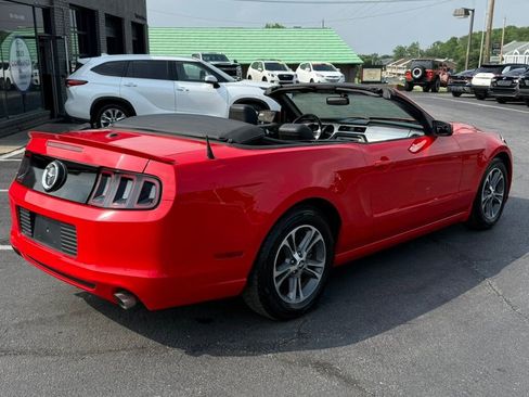 Used 2014 Ford Mustang Premium RWD image 22