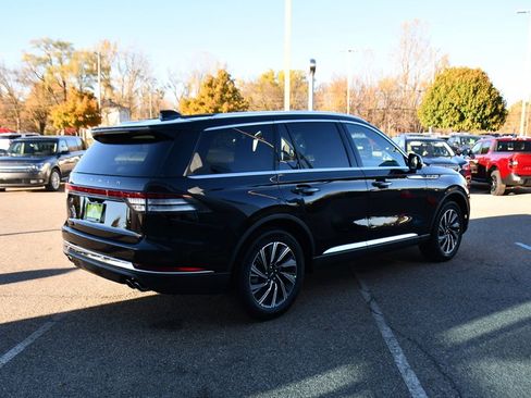 New 2026 Lincoln Aviator Premiere image 7