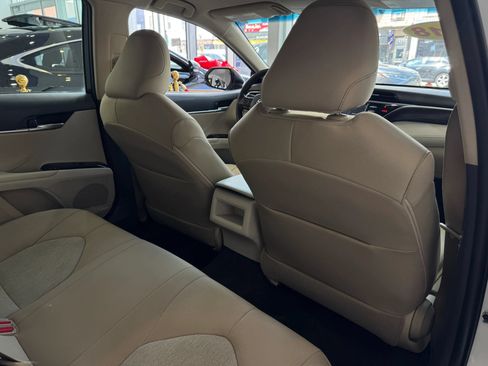 Used 2018 Toyota Camry LE w/ Protection Package (Q2) FWD image 23