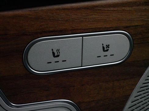 Used 2022 Mercedes-Benz GLE 350 4MATIC image 33