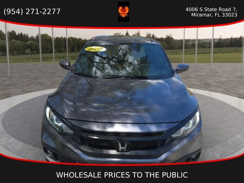 Used 2020 Honda Civic Sport image 2