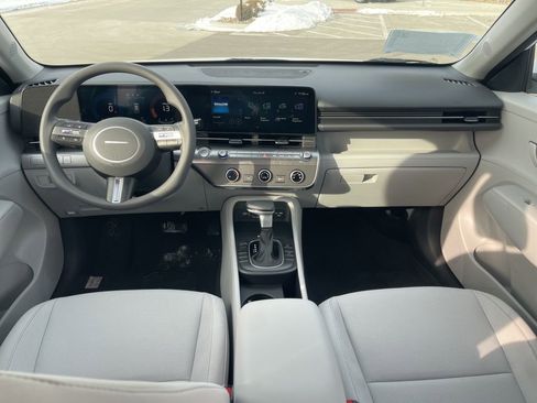 New 2026 Hyundai Kona SE image 14