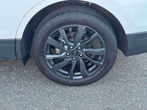 Used 2023 Chevrolet Equinox RS AWD/4WD image 11