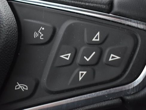 Certified 2024 Chevrolet Equinox LT AWD/4WD image 17