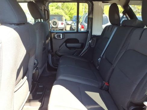 Certified 2023 Jeep Wrangler Unlimited w/ Sun & Screen Package AWD/4WD image 16