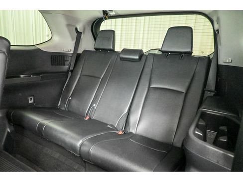 Used 2024 Toyota Grand Highlander XLE image 28