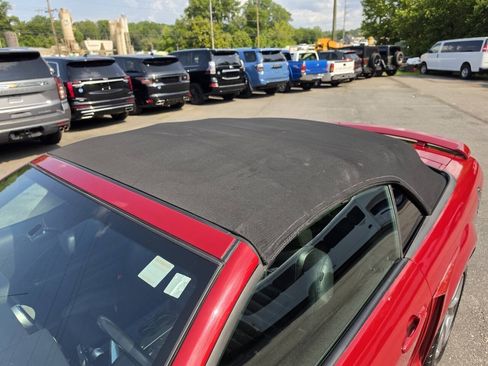 Used 2008 Ford Mustang GT RWD image 10
