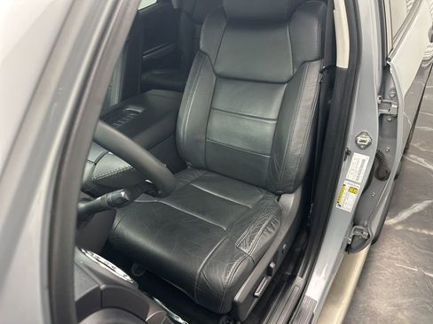 Used 2020 Toyota Tundra SR5 w/ SR5 Leather Package image 15