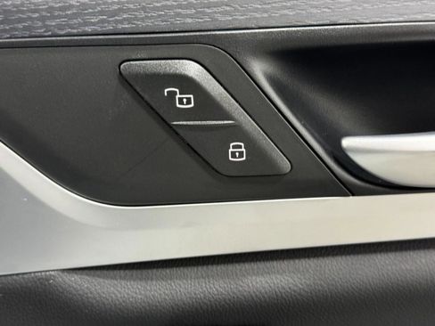 Certified 2025 BMW X4 xDrive30i w/ M Sport Package image 22