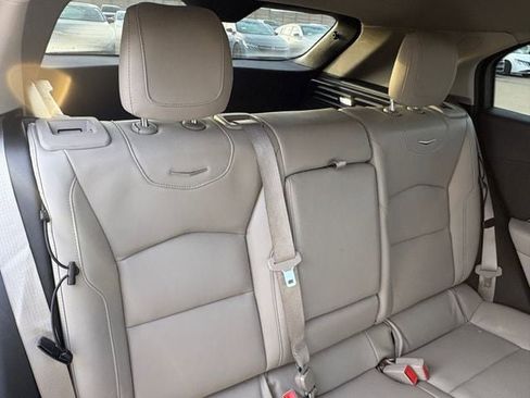 Used 2021 Cadillac XT4 Luxury w/ Cold Weather Package image 37