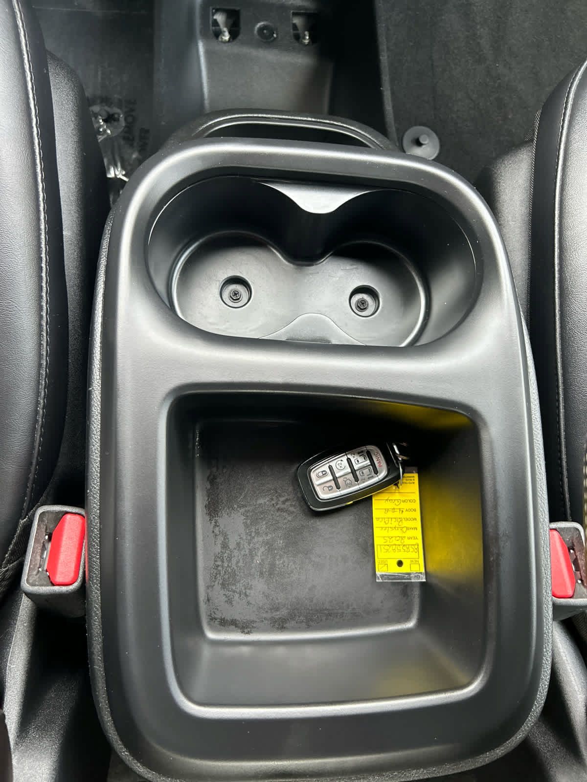 Used 2025 Chrysler Pacifica Select FWD image 22