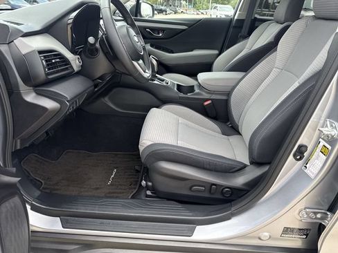 Certified 2025 Subaru Outback Premium AWD/4WD image 18