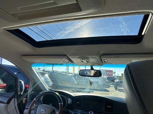 Used 2012 Nissan Quest LE image 7