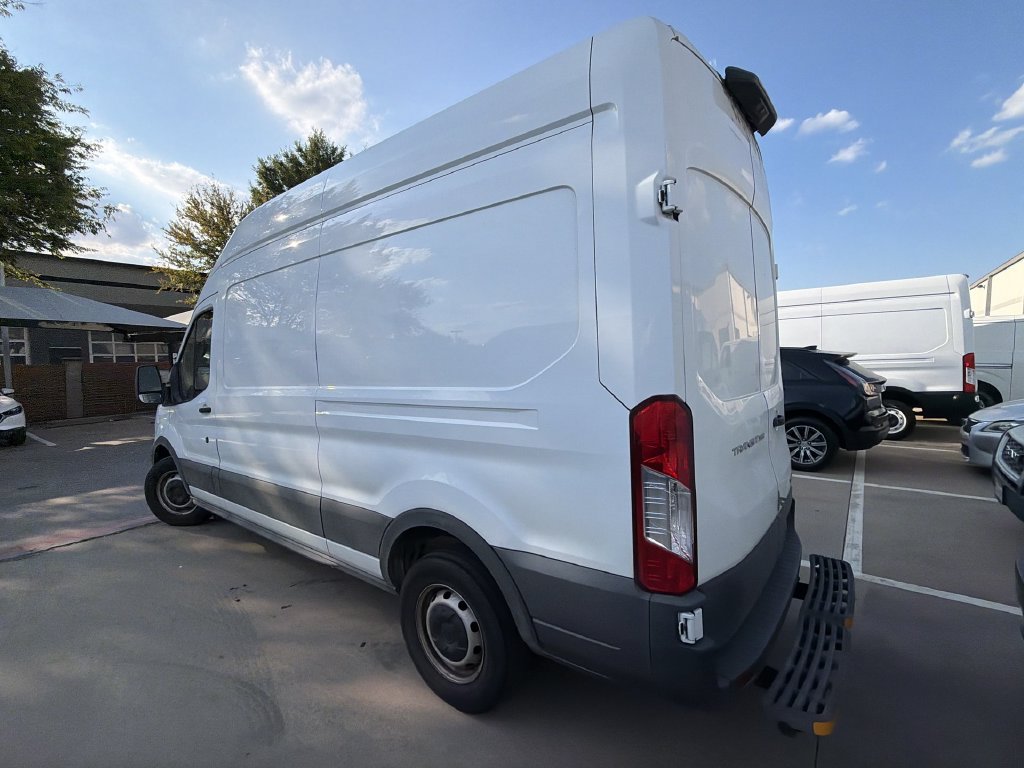 Used 2021 Ford Transit 250 148 High Roof RWD image 4