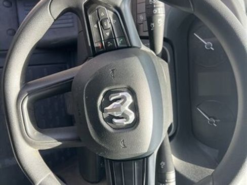 Used 2023 RAM ProMaster 2500 FWD image 17