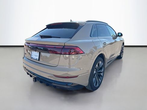 Used 2025 Audi Q8 Prestige image 5