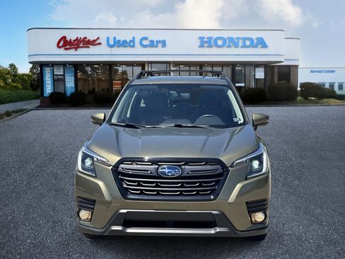 Used 2023 Subaru Forester Limited AWD/4WD image 8