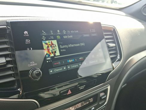 Used 2023 Honda Passport EX-L image 17