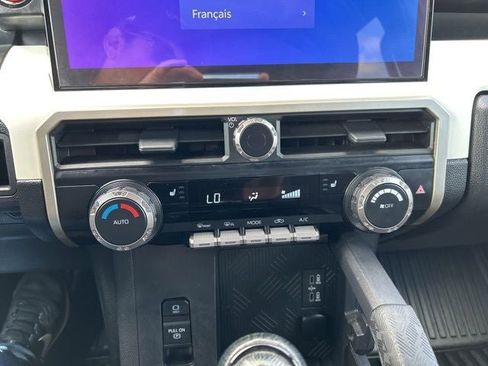 Used 2024 Toyota Tacoma TRD Off-Road AWD/4WD image 27