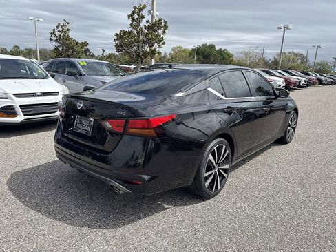 Certified 2021 Nissan Altima 2.5 SR image 4