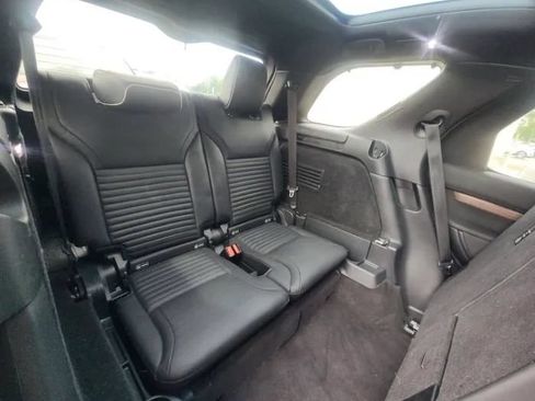 Used 2020 Land Rover Discovery HSE AWD/4WD image 8