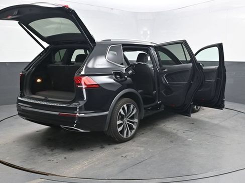 Used 2020 Volkswagen Tiguan SEL Premium R-Line w/ 3rd Row Seat Package AWD/4WD image 47
