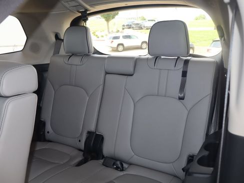 Used 2023 Honda Pilot Elite image 39