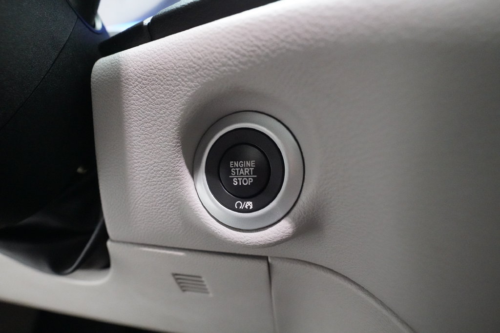 Used 2017 Chrysler Pacifica Touring-L Plus FWD image 31