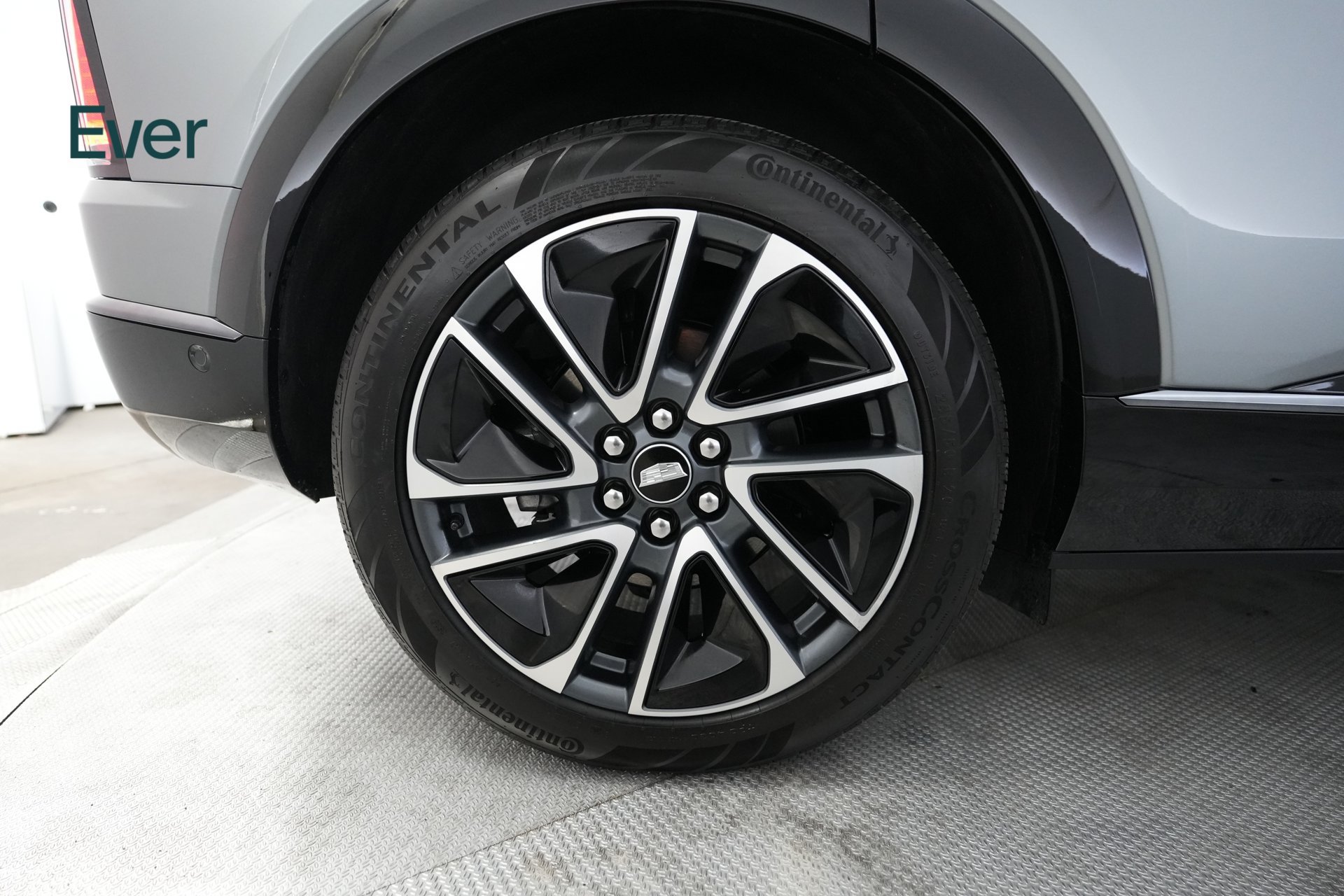 Used 2026 Cadillac Optiq Sport 1 w/ LPO, Floor Liner Package RWD image 22