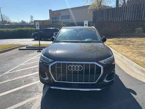 Used 2022 Audi Q3 2.0T Premium w/ Convenience Package image 2