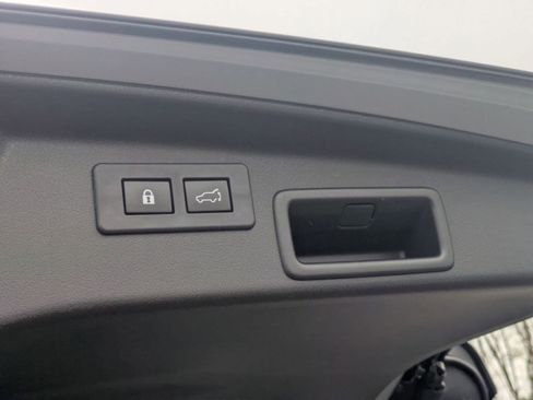 New 2026 Subaru Outback Touring XT image 18