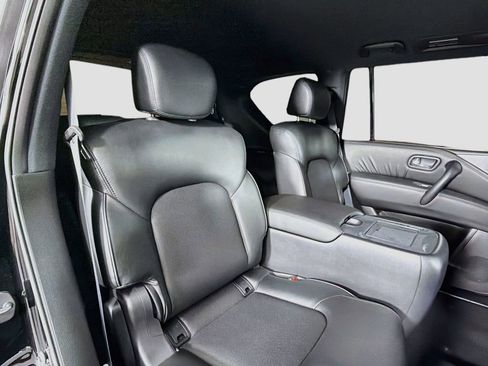 Used 2023 Nissan Armada SL w/ Midnight Edition Package RWD image 28