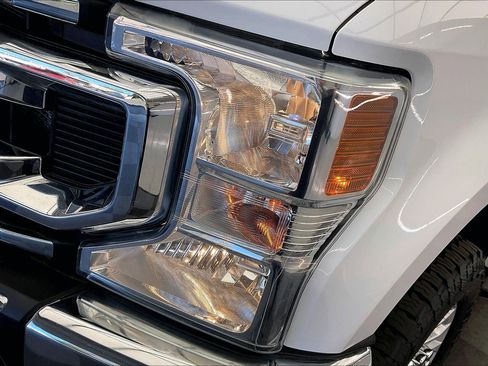 Used 2022 Ford F250 XLT image 28
