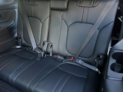 New 2025 Honda Pilot Black Edition image 12