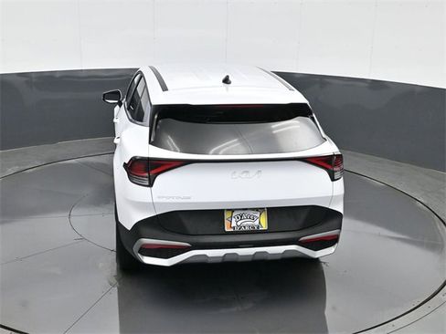 Used 2024 Kia Sportage EX image 18