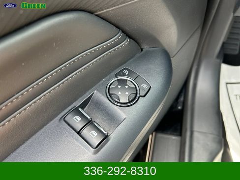 Used 2025 Ford Mustang GT Premium RWD image 13
