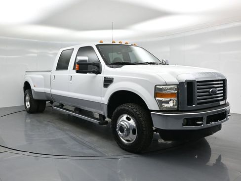 Used 2010 Ford F350 Lariat image 53