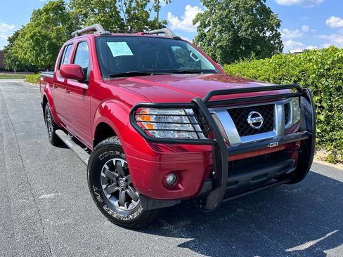 Used 2015 Nissan Frontier PRO-4X w/ Pro-4x Luxury Package image 2