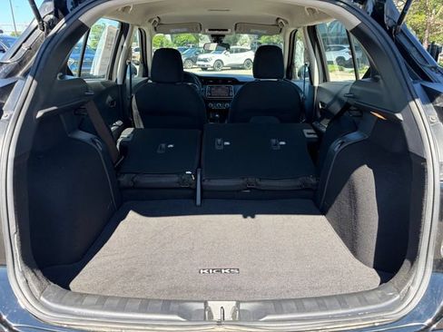 Used 2025 Nissan Kicks Play S FWD image 17