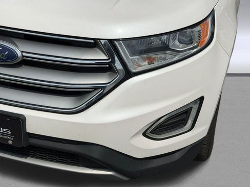 Used 2017 Ford Edge Titanium w/ Equipment Group 301A AWD/4WD image 10