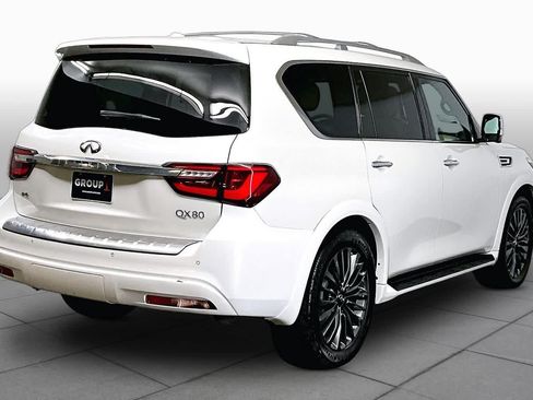 Used 2022 INFINITI QX80 Sensory w/ Cargo Package AWD/4WD image 12