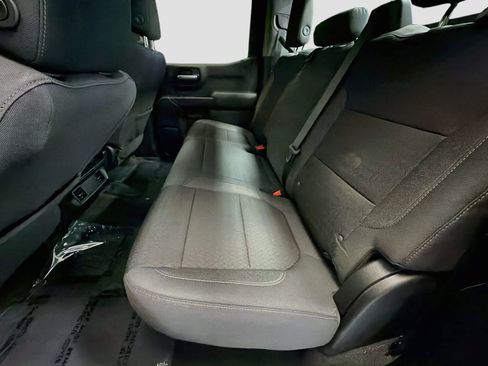 Used 2020 Chevrolet Silverado 1500 LT RWD image 12